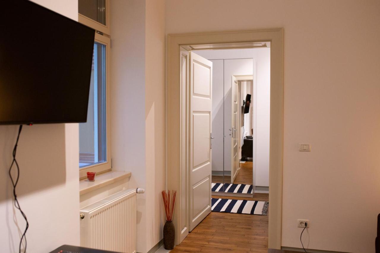 Alessia Apartment In The Old Town Timişoara Buitenkant foto